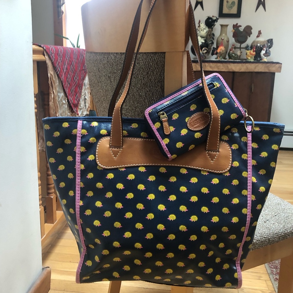 Fossil Key-Per Coated Canvas Blue Tote Bag & Matching Wallet Rare Hedgehog Print